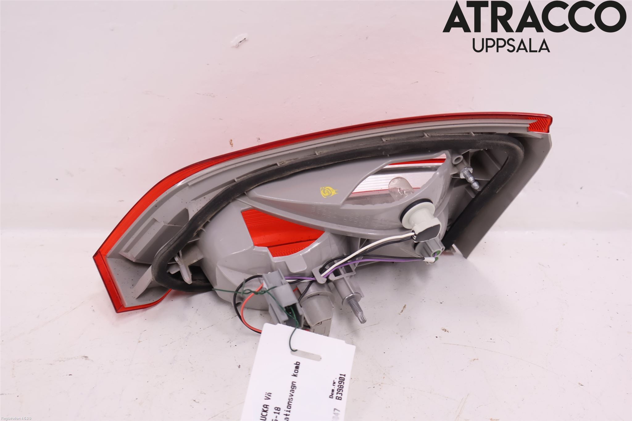 Ford FOCUS 15-18 Bakljus Lucka Vä