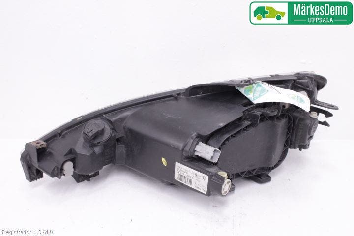 Peugeot 206 98-09 Strålkastare Höger