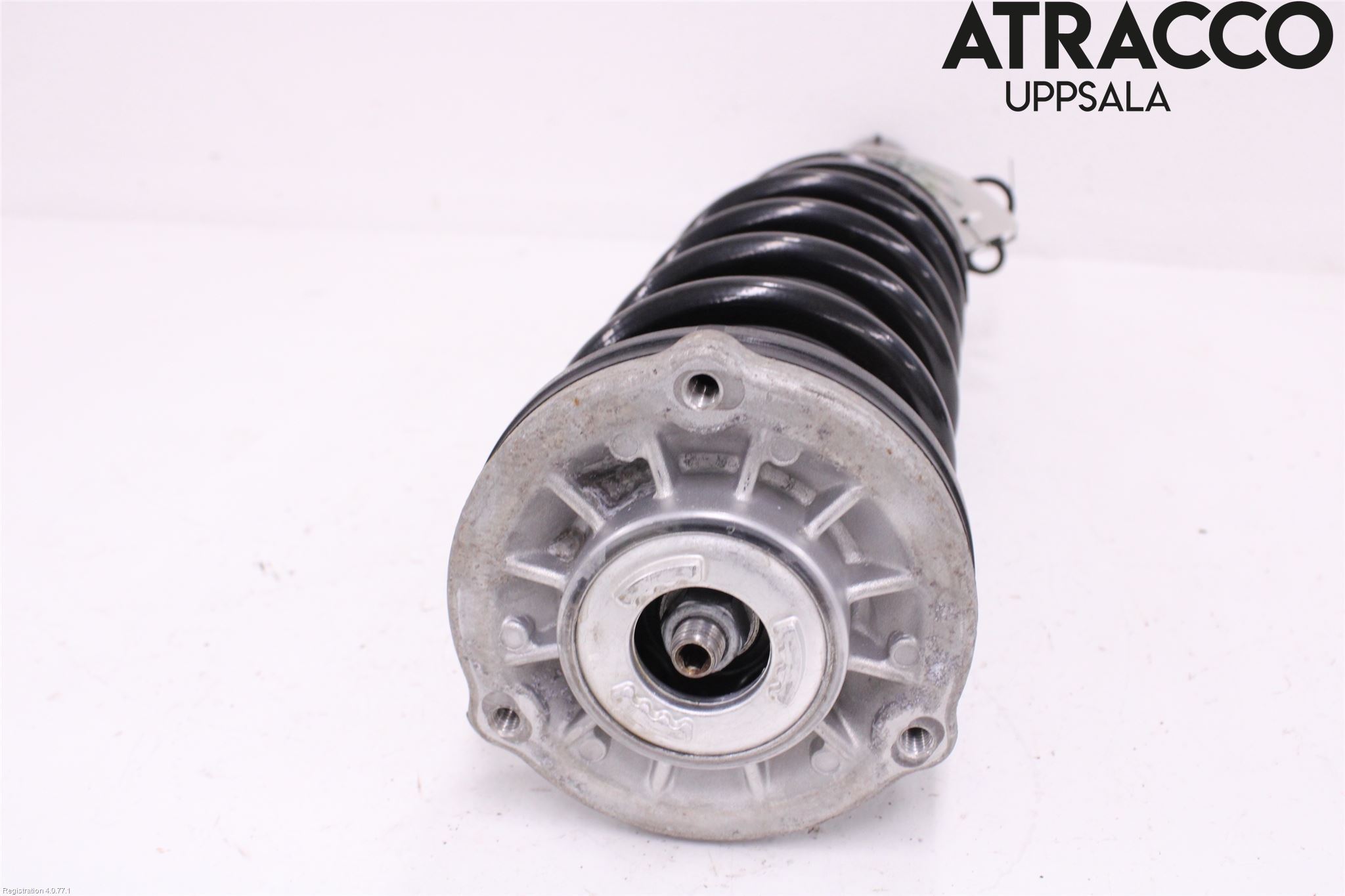 BMW 5 G30/G31/F90 17-23 Fjäderben Fram Vänster