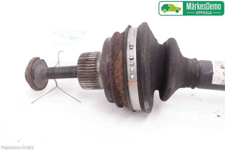 Audi A4/S4 08-11 Drivaxel Bak Höger