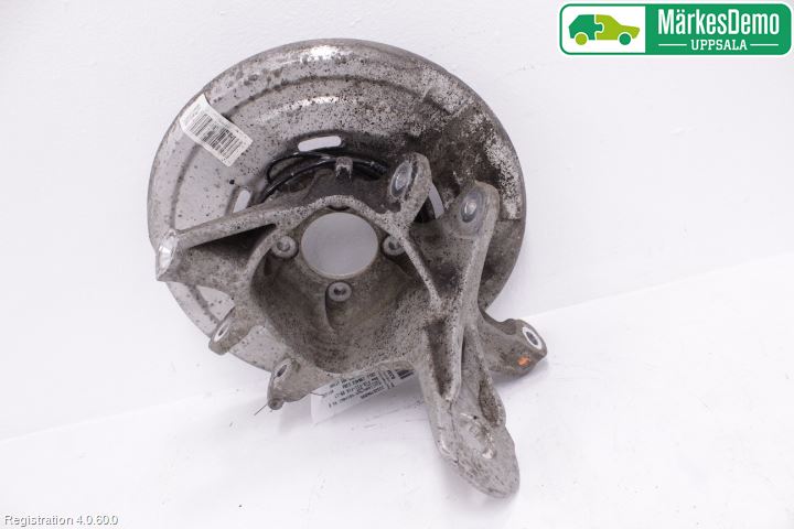BMW 5 F10/F11/F18 09-17 Hjullagerhus-Spindel Vä B