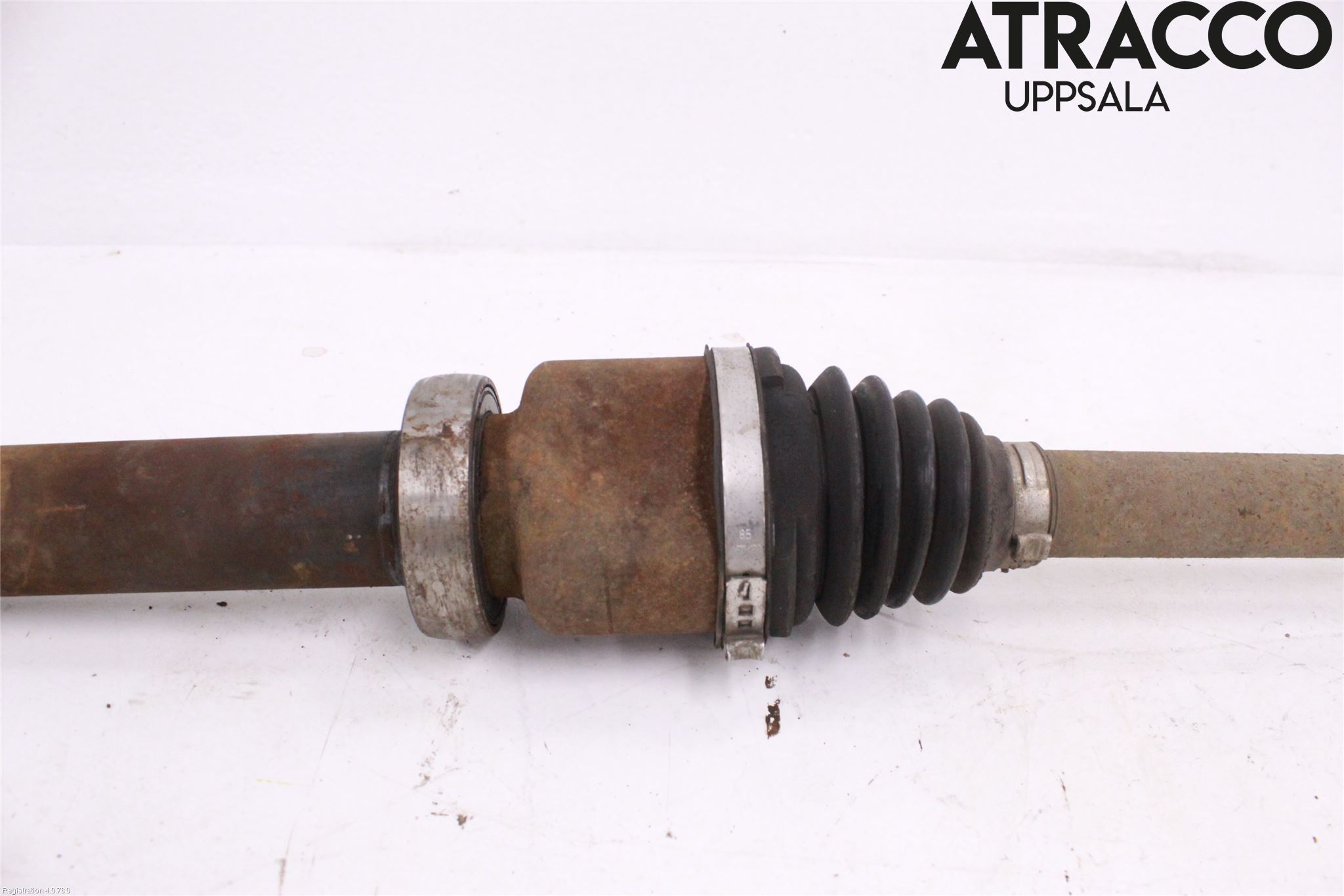 Ford FOCUS 15-18 Drivaxel Fram Höger