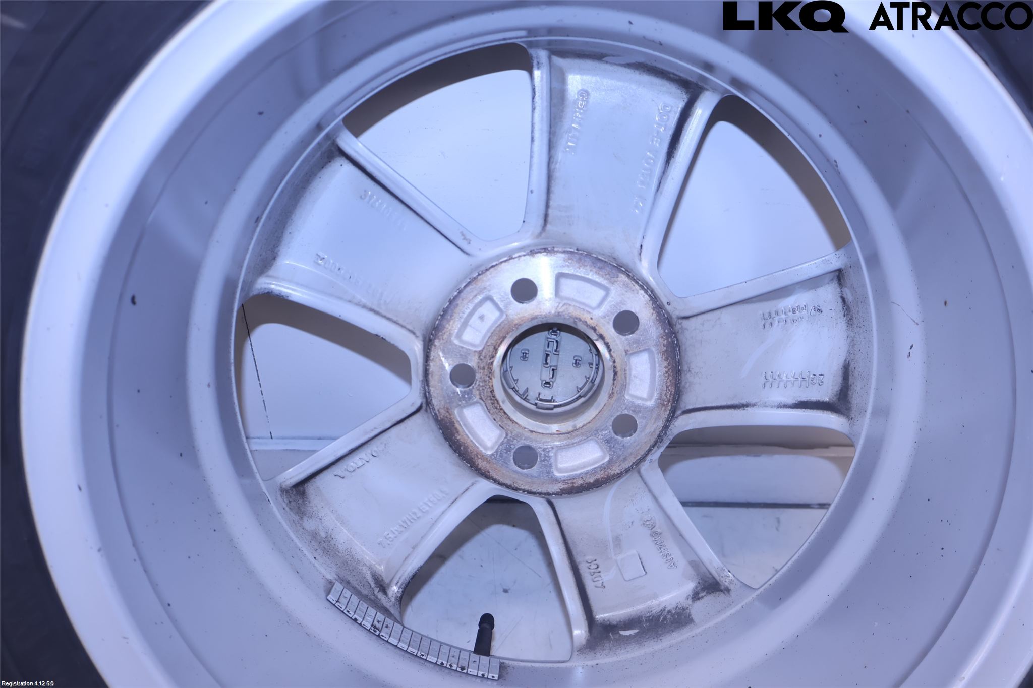 Volvo XC40/RECHARGE 18- Vinterdäck Alumfälg 4St