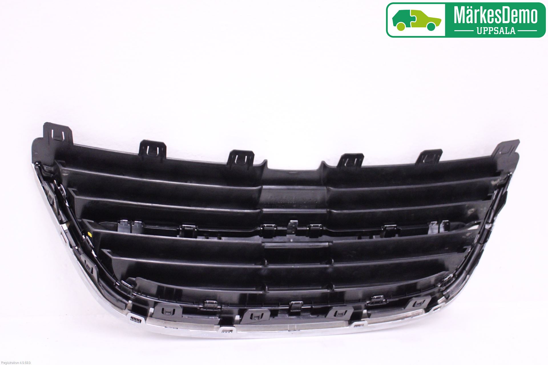 Saab 9-5     06-10 Grilldel Mitt