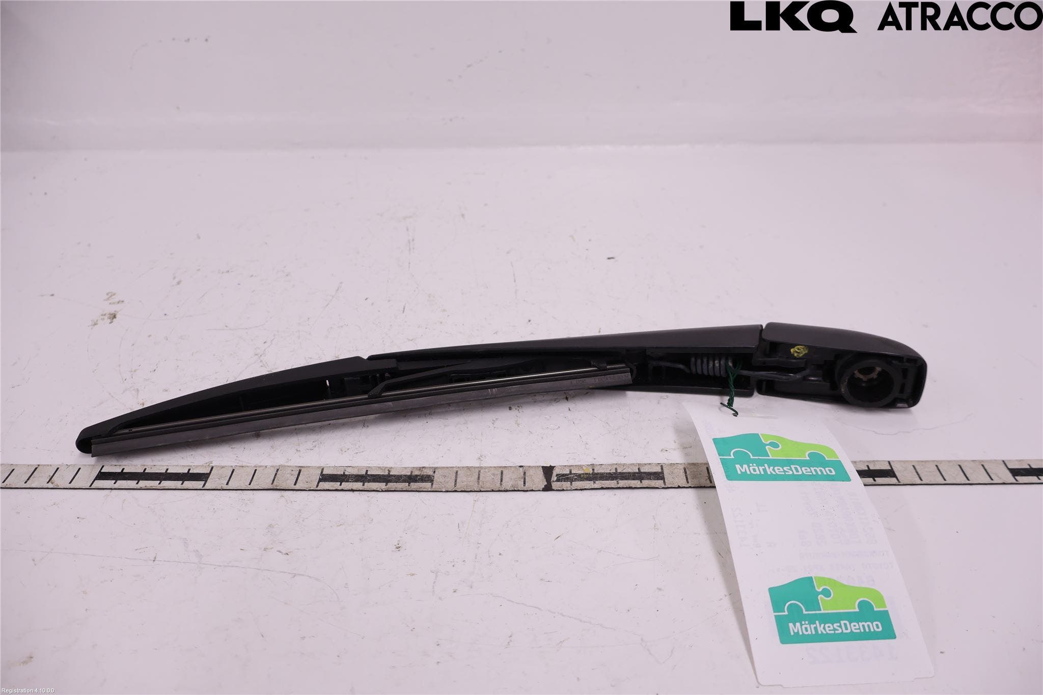 Toyota YARIS XP21 20- Torkararm-Bakruta