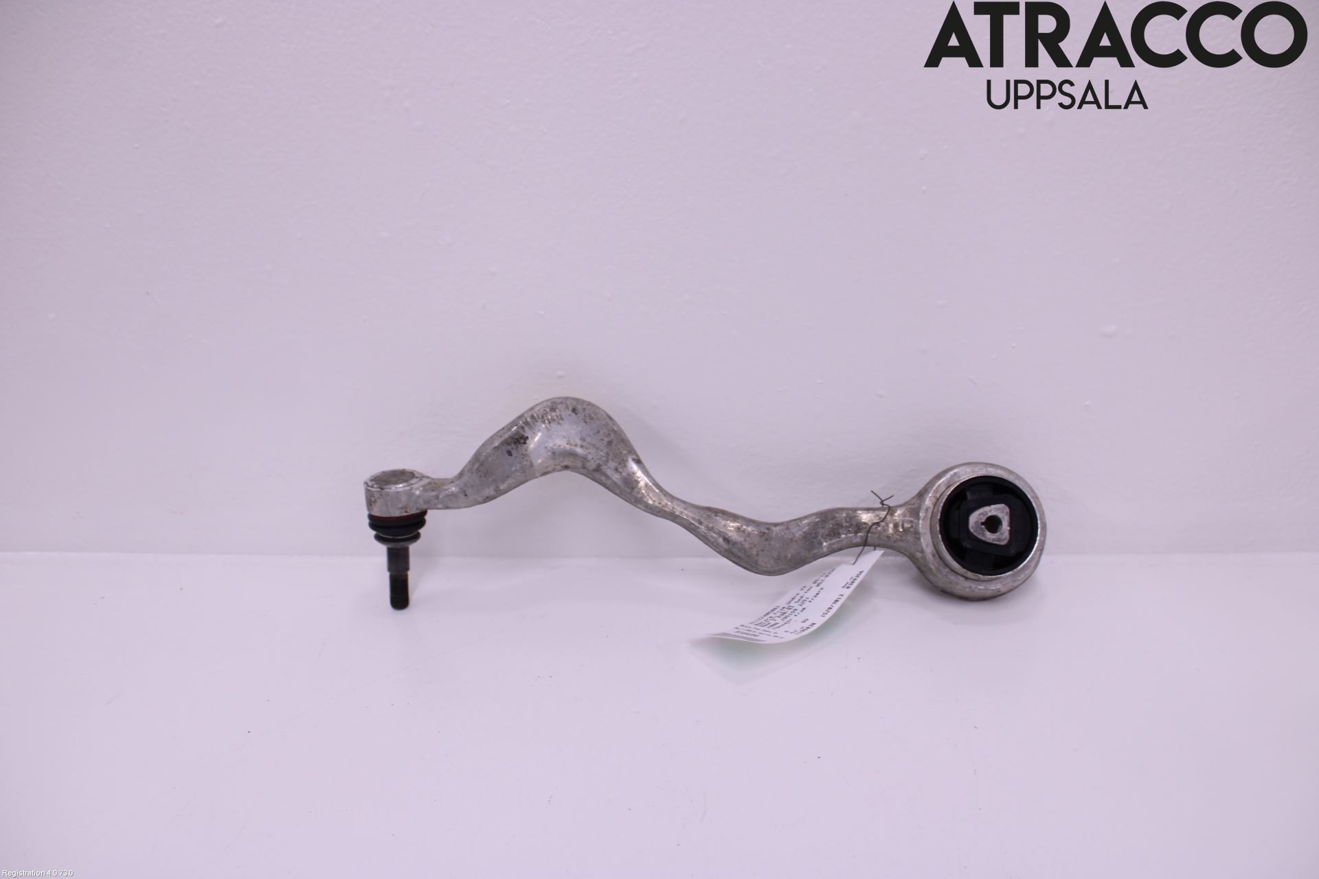 BMW 3 E90/91 SED/TOU 05-12 Bärarm Fram Undre Vä