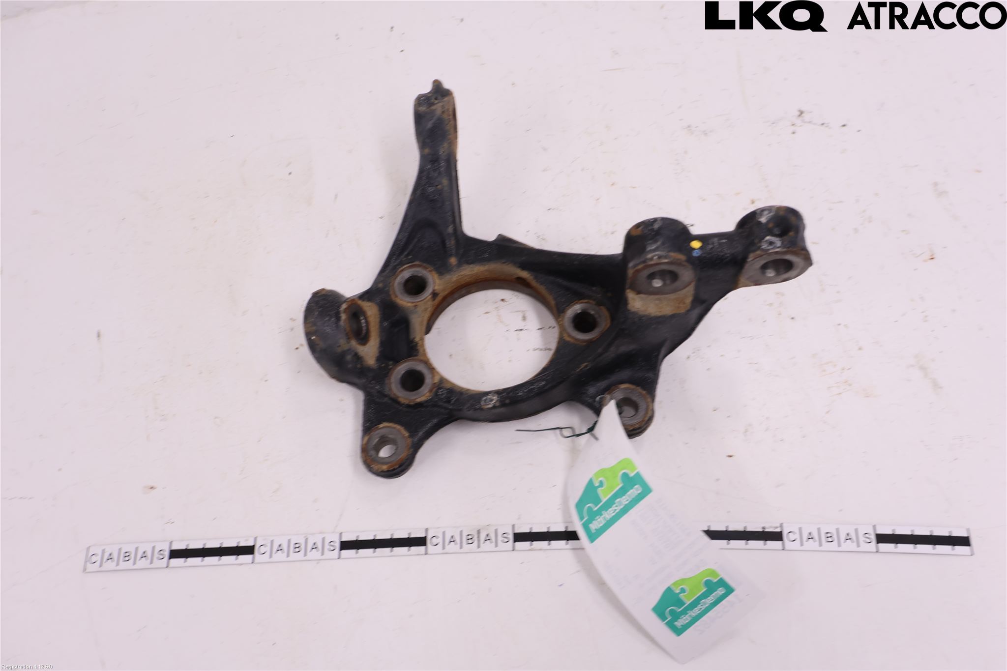 Toyota YARIS CROSS XP21 21- Styrspindel Lagerhus Vä