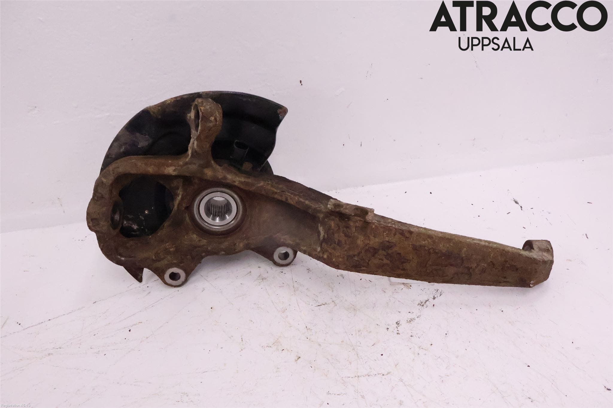 Volkswagen VW AMAROK 2H 10-22 Styrspindel Lagerhus Vä