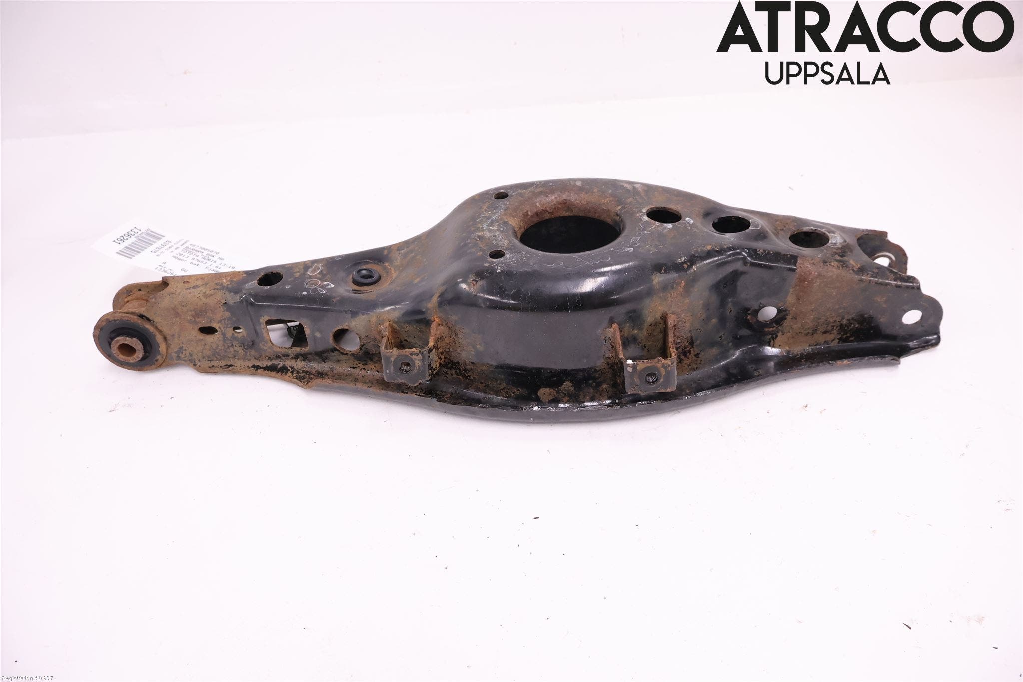Toyota AURIS 13-19 Bärarm Bak Höger