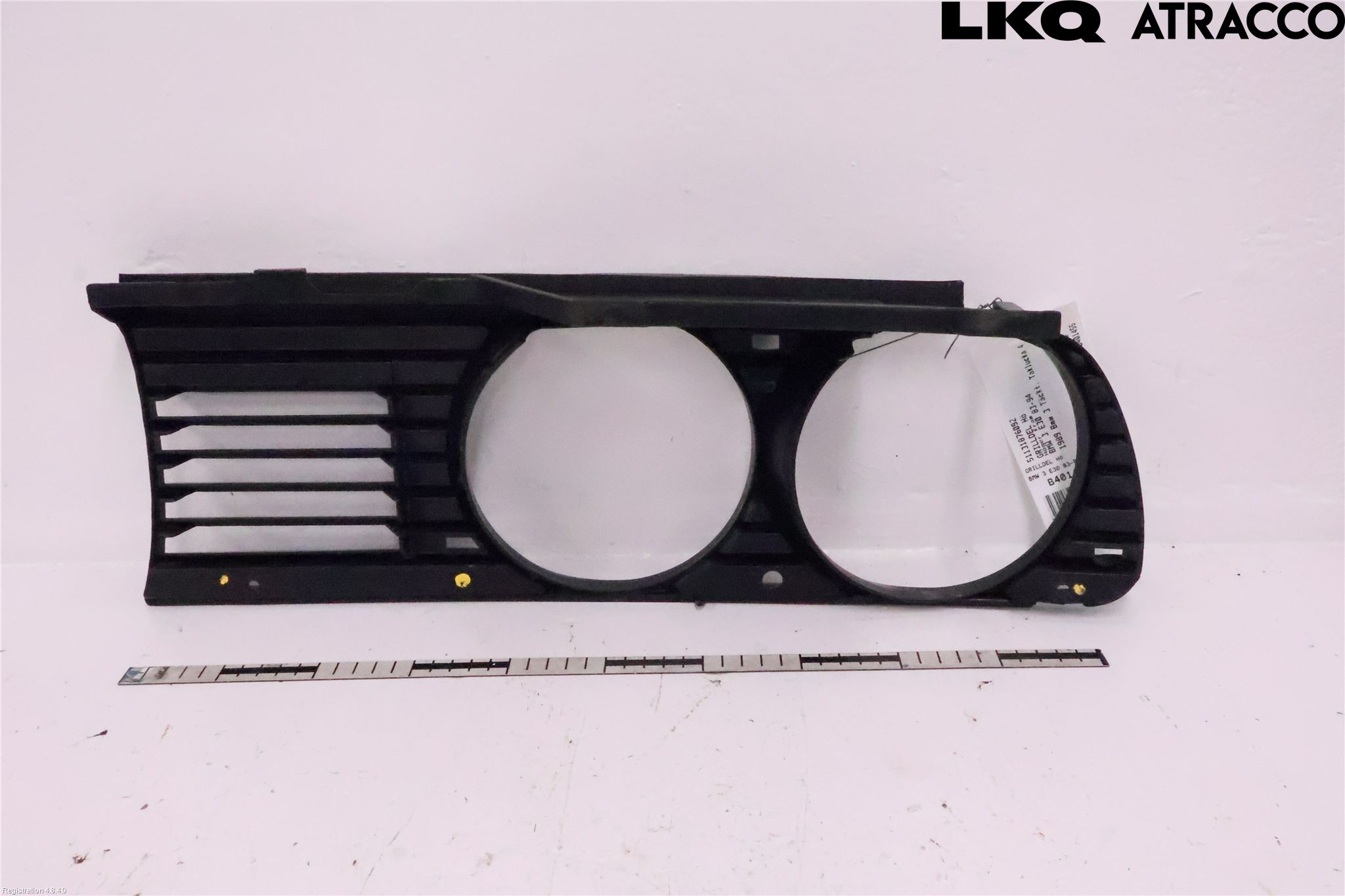 BMW 3 E30 83-94 Grilldel Höger