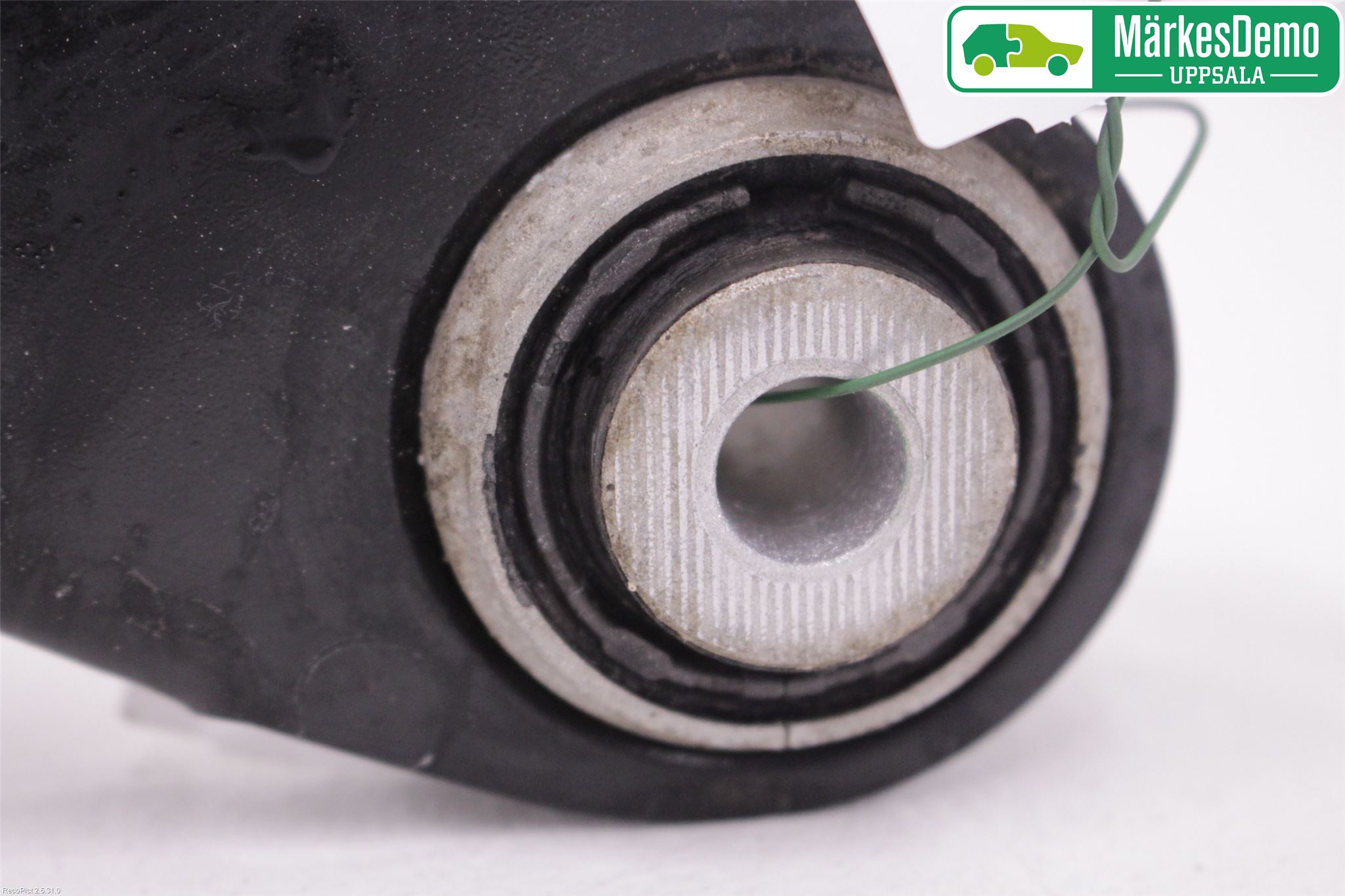 BMW 5 G30/G31/F90 17-23 Bärarm Bak Vänster