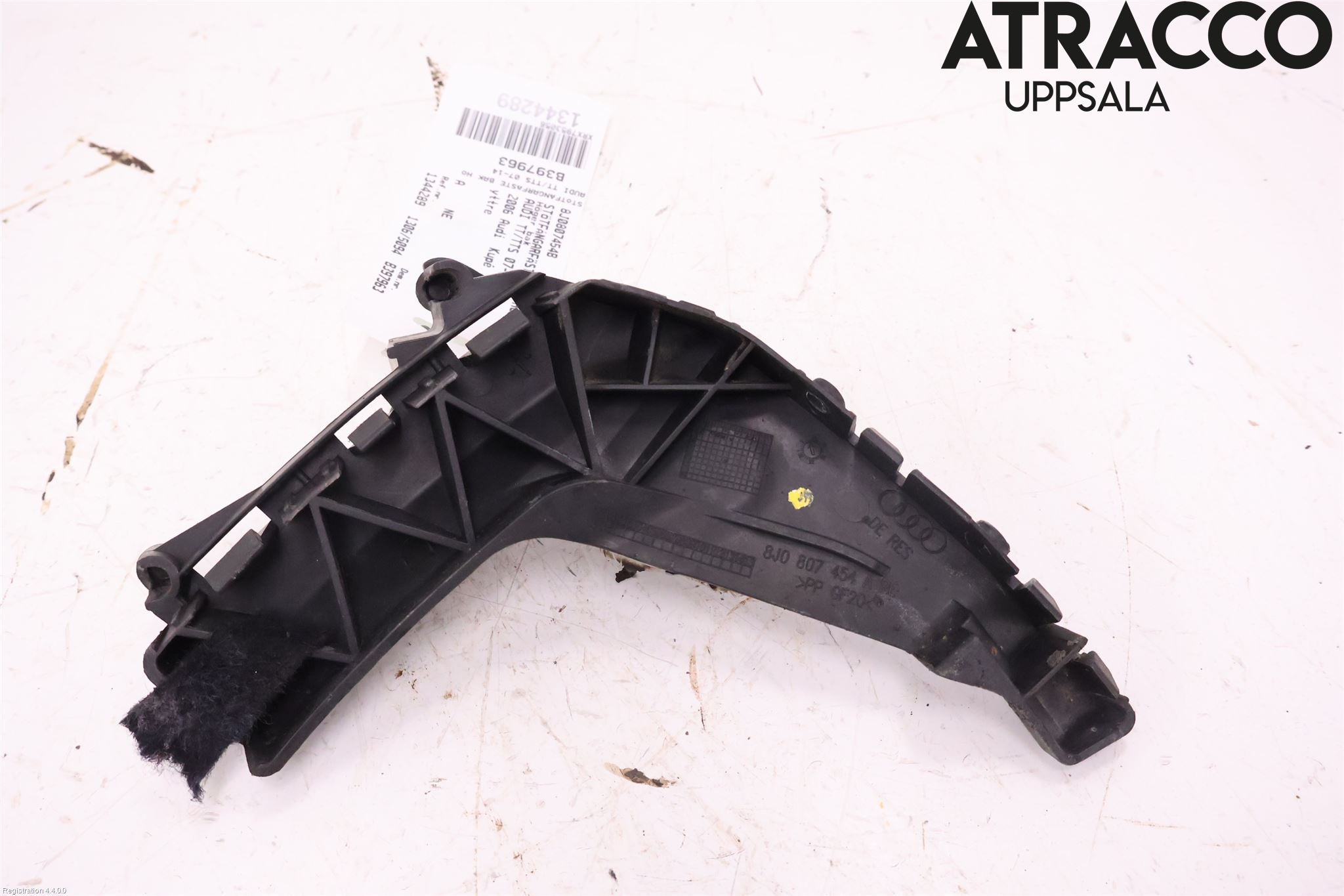 Audi TT/TTS 07-14 Stötfångarfäste Bak Hö