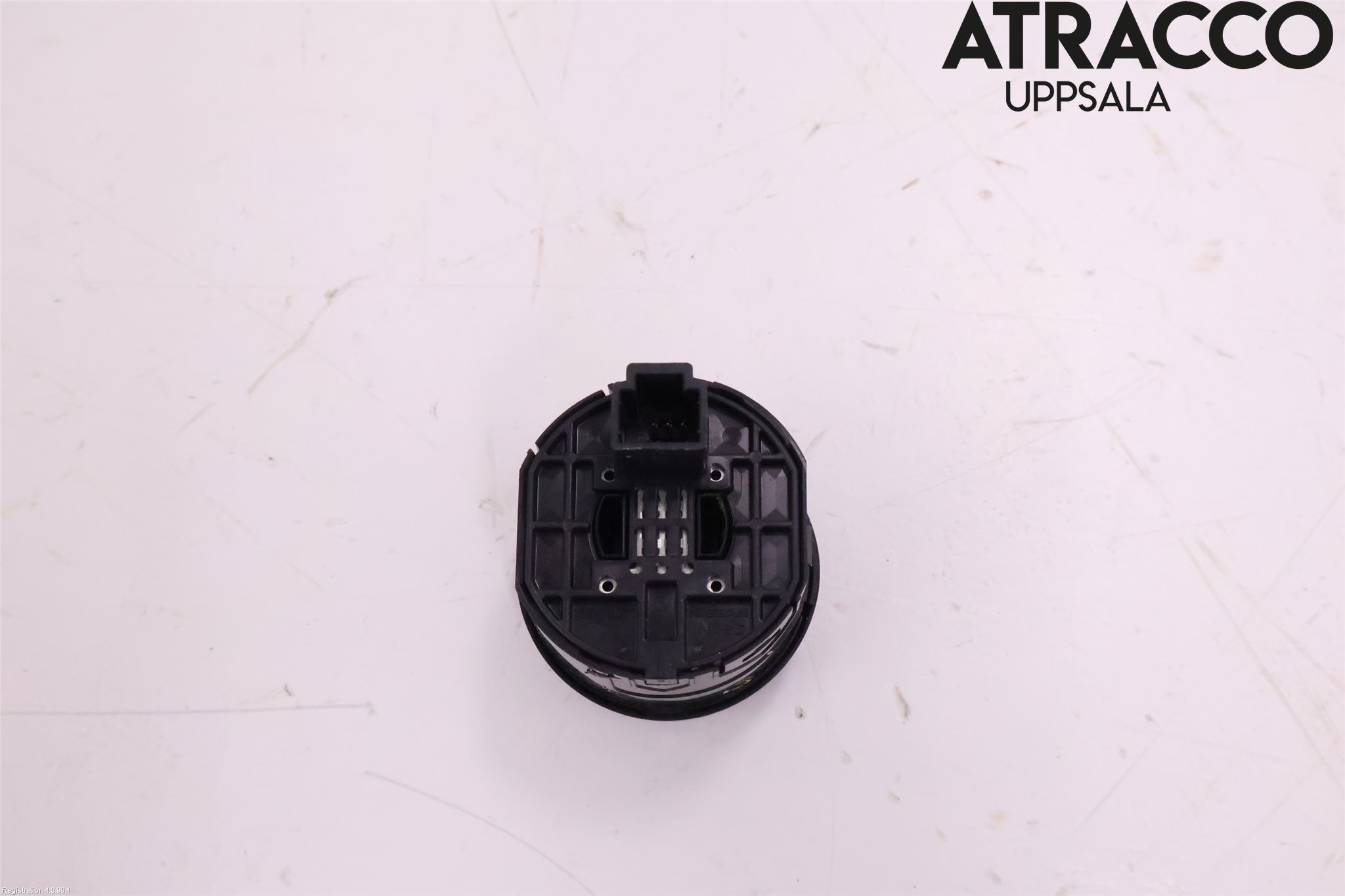 Nissan QASHQAI+2  08-10 Strömställare Växellåda