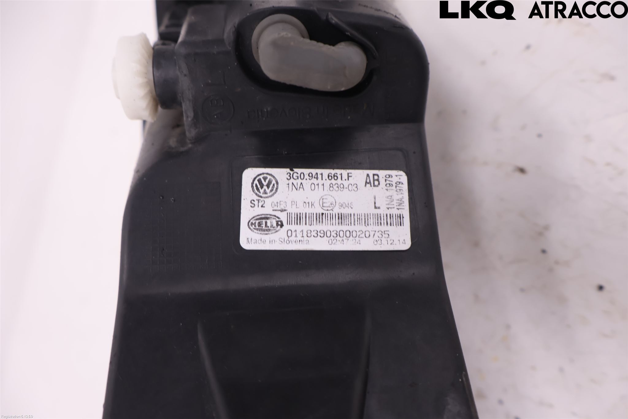 Volkswagen VW PASSAT 15-19 Dimljus-Varselljus Fram