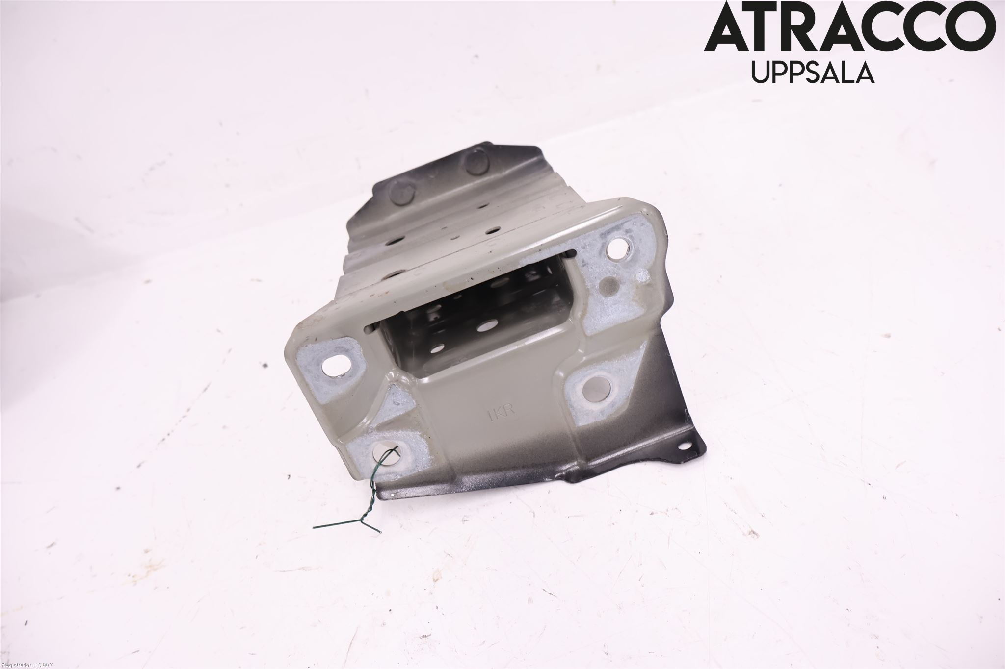 Nissan JUKE 10-14 Stötfångarbärjärn Fram