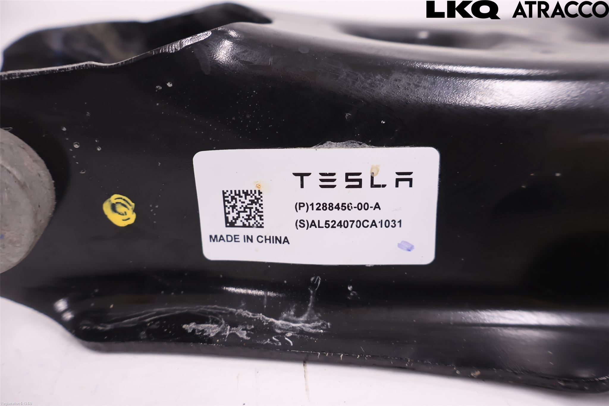 Tesla MODEL Y 21- Bärarm Bak Höger
