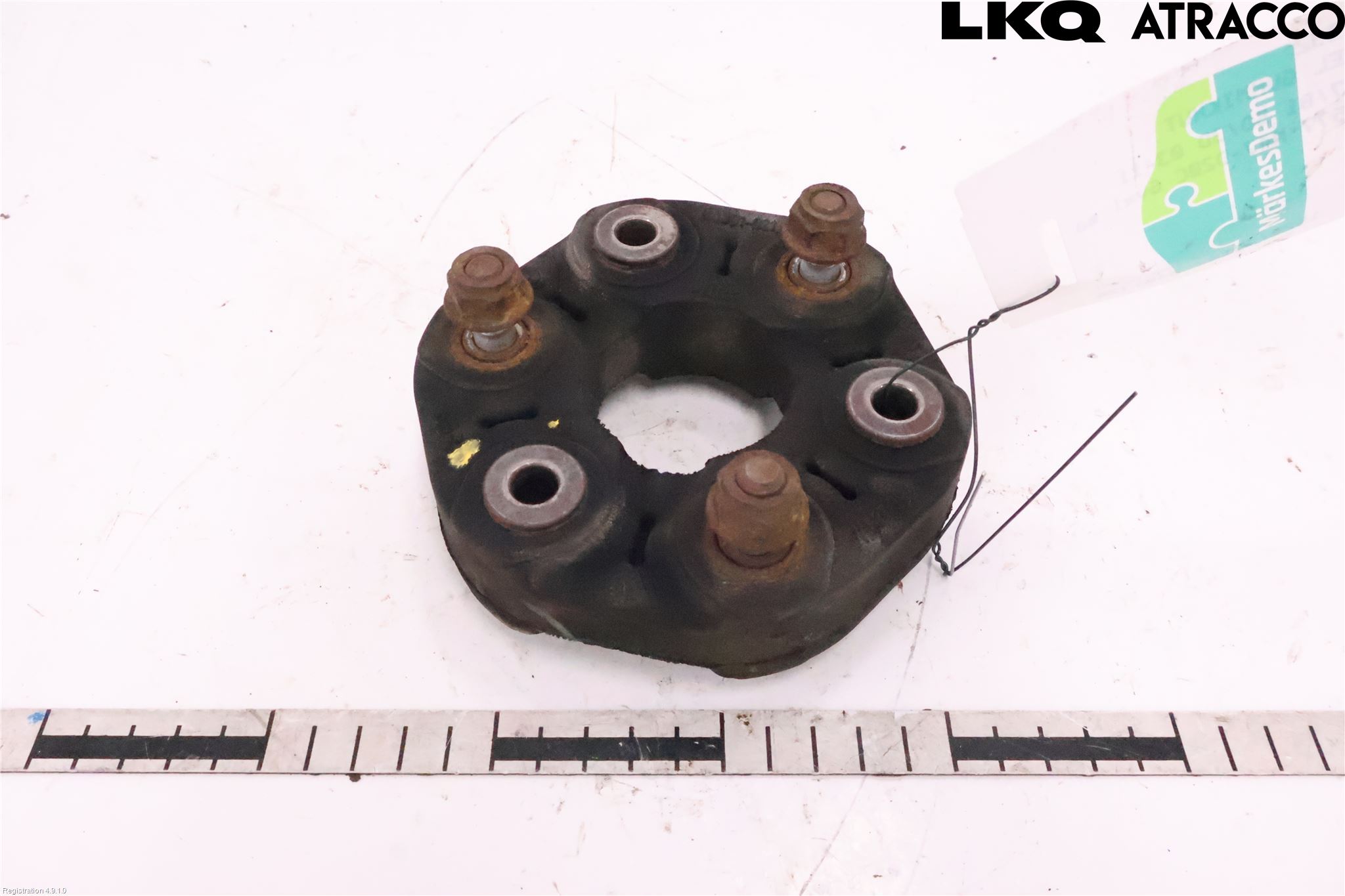 BMW 1 E87/81 5D/3D 03-11 Mellanaxel Gummiknut