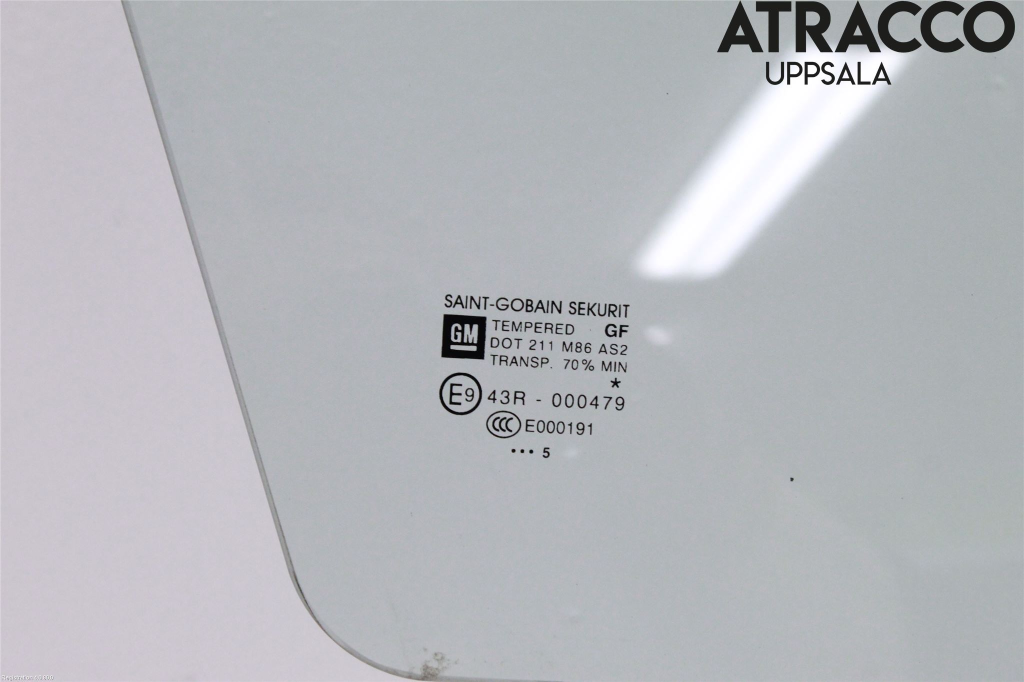 Opel CORSA E 15-19 Dörruta Fram Höger
