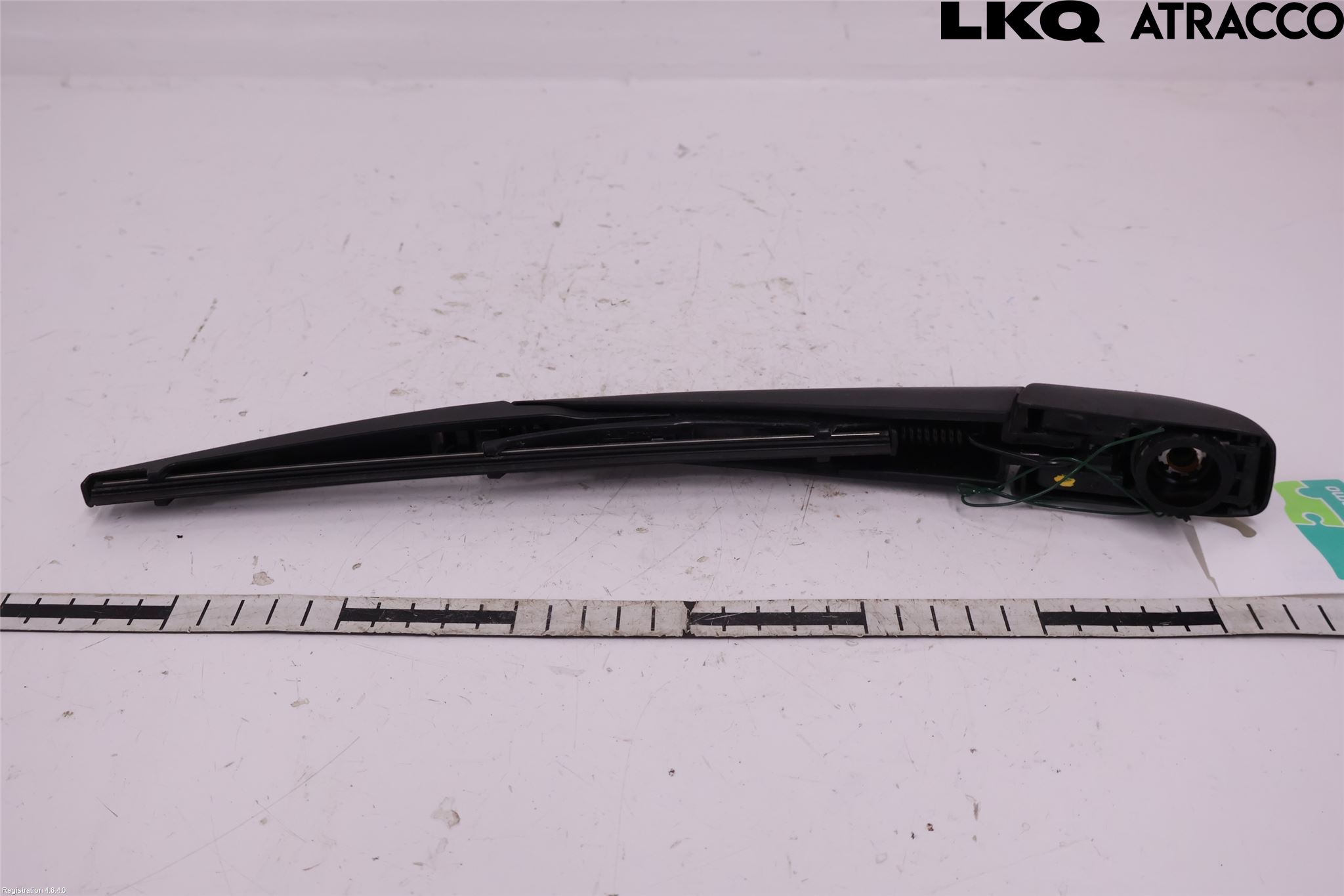 Toyota COROLLA CROSS XG10 22- Torkararm-Bakruta