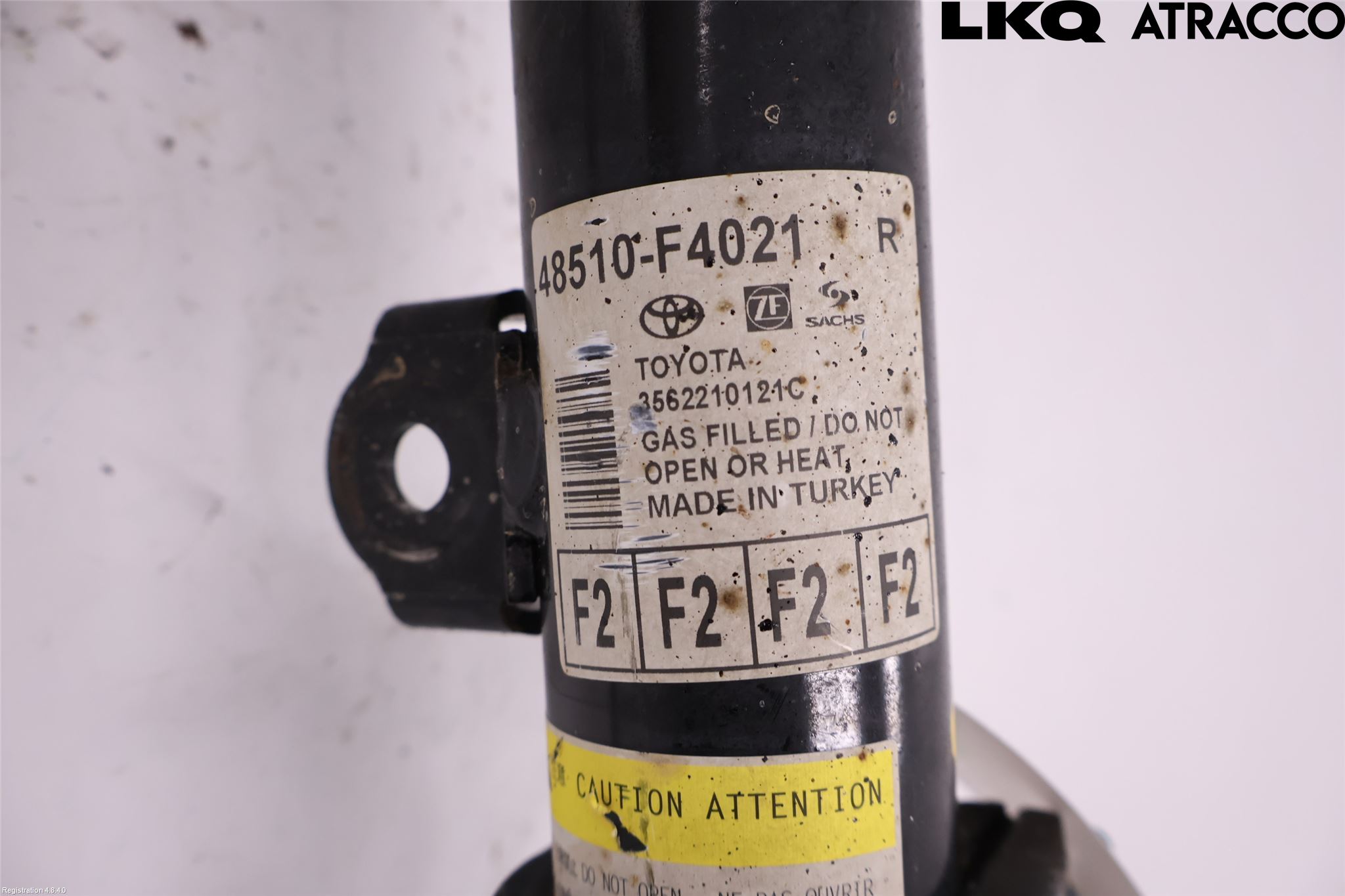 Toyota C-HR 16-23 Fjäderben Fram Höger