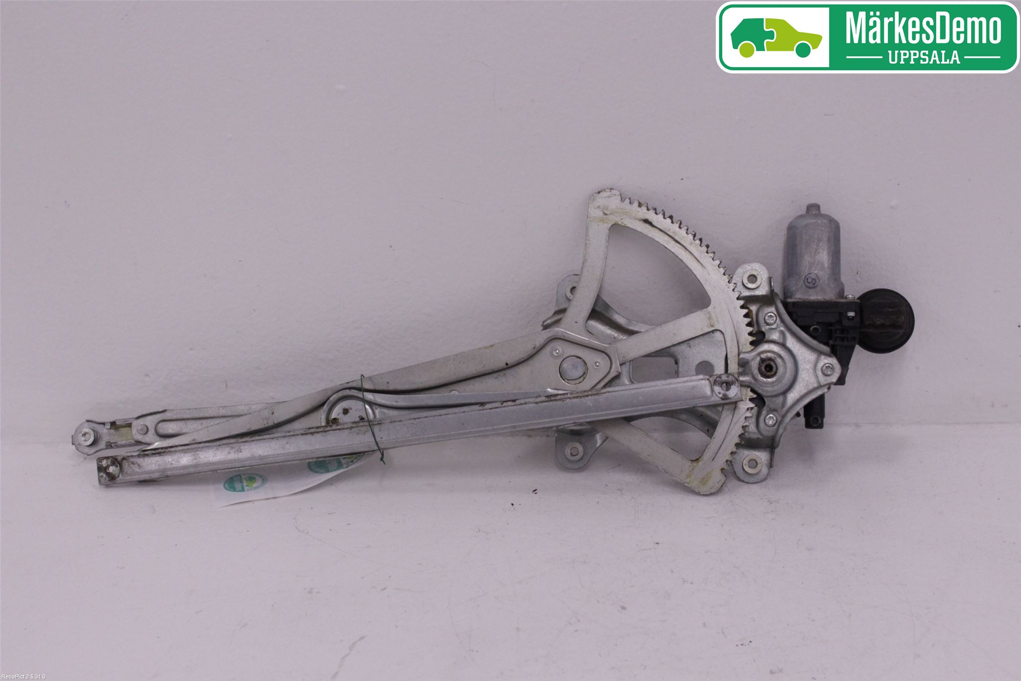 Toyota HILUX 05-16 Fönsterhiss El Kompl