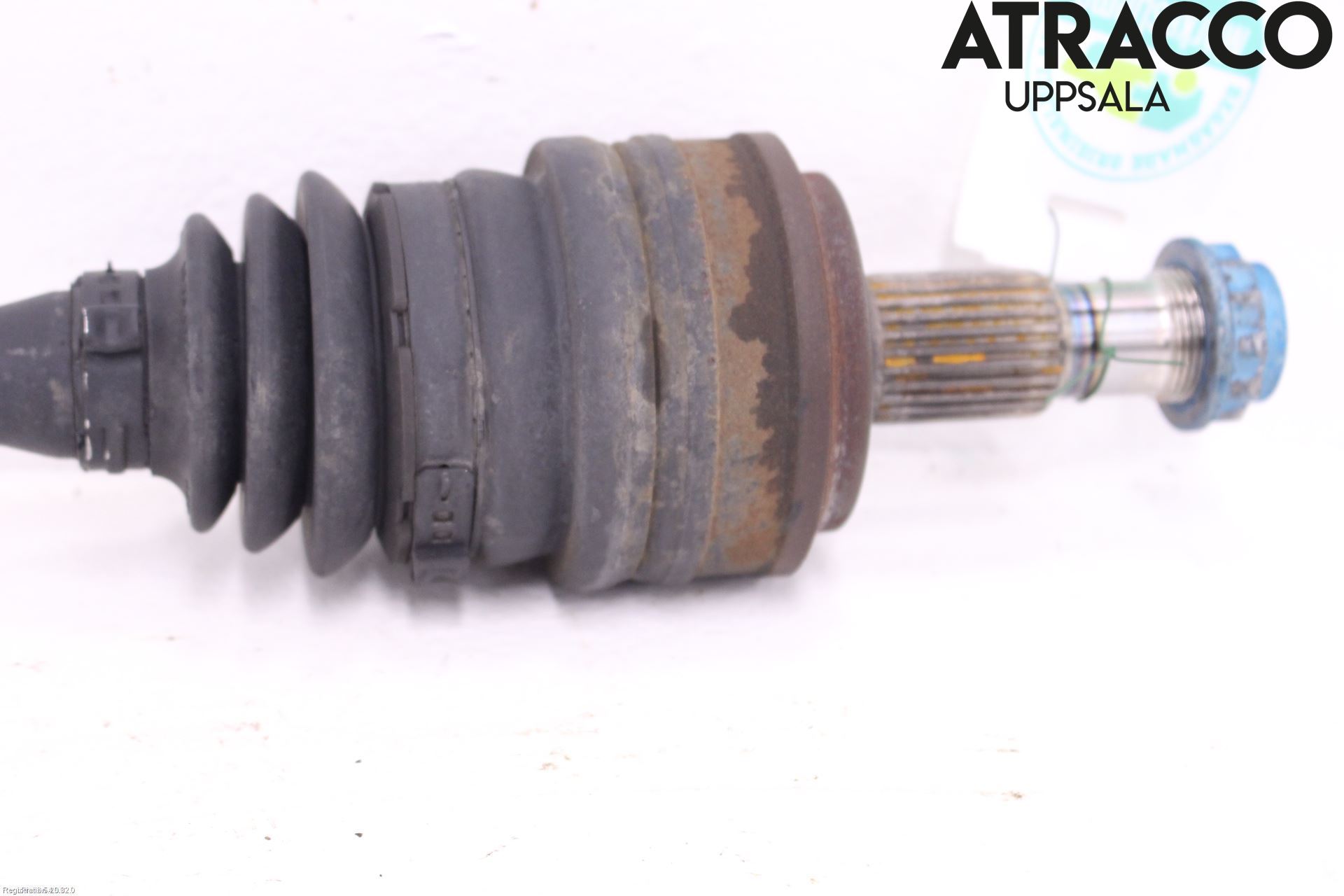 Mercedes-Benz MB E-KLASS (W213) 16-23 Drivaxel Bak Höger