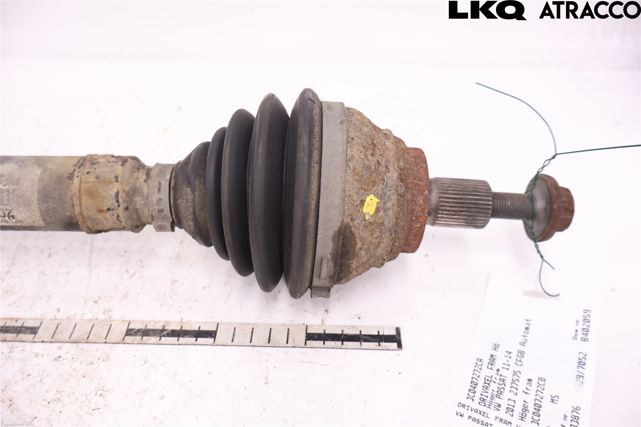 Volkswagen VW PASSAT 11-14 Drivaxel Fram Höger