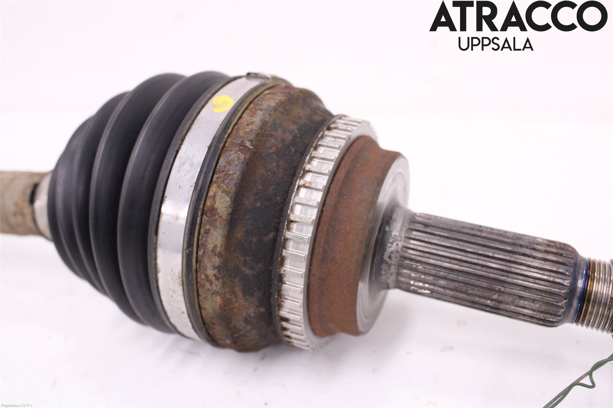 Toyota RAV 4 00-06 Drivaxel Fram Vänster