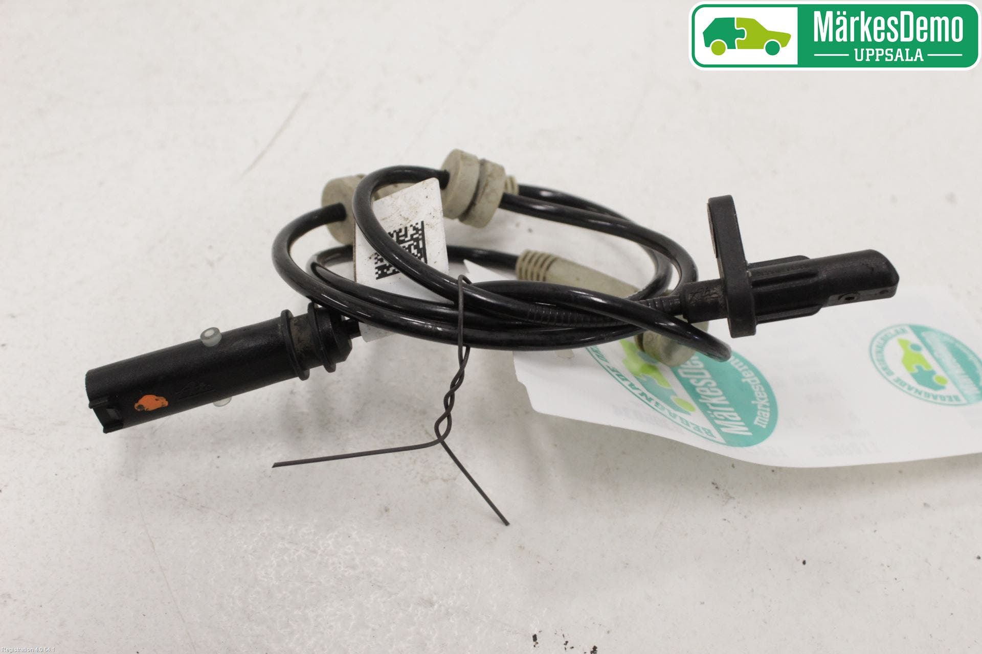 BMW 5 G30/G31/F90 17-23 Abs Sensor