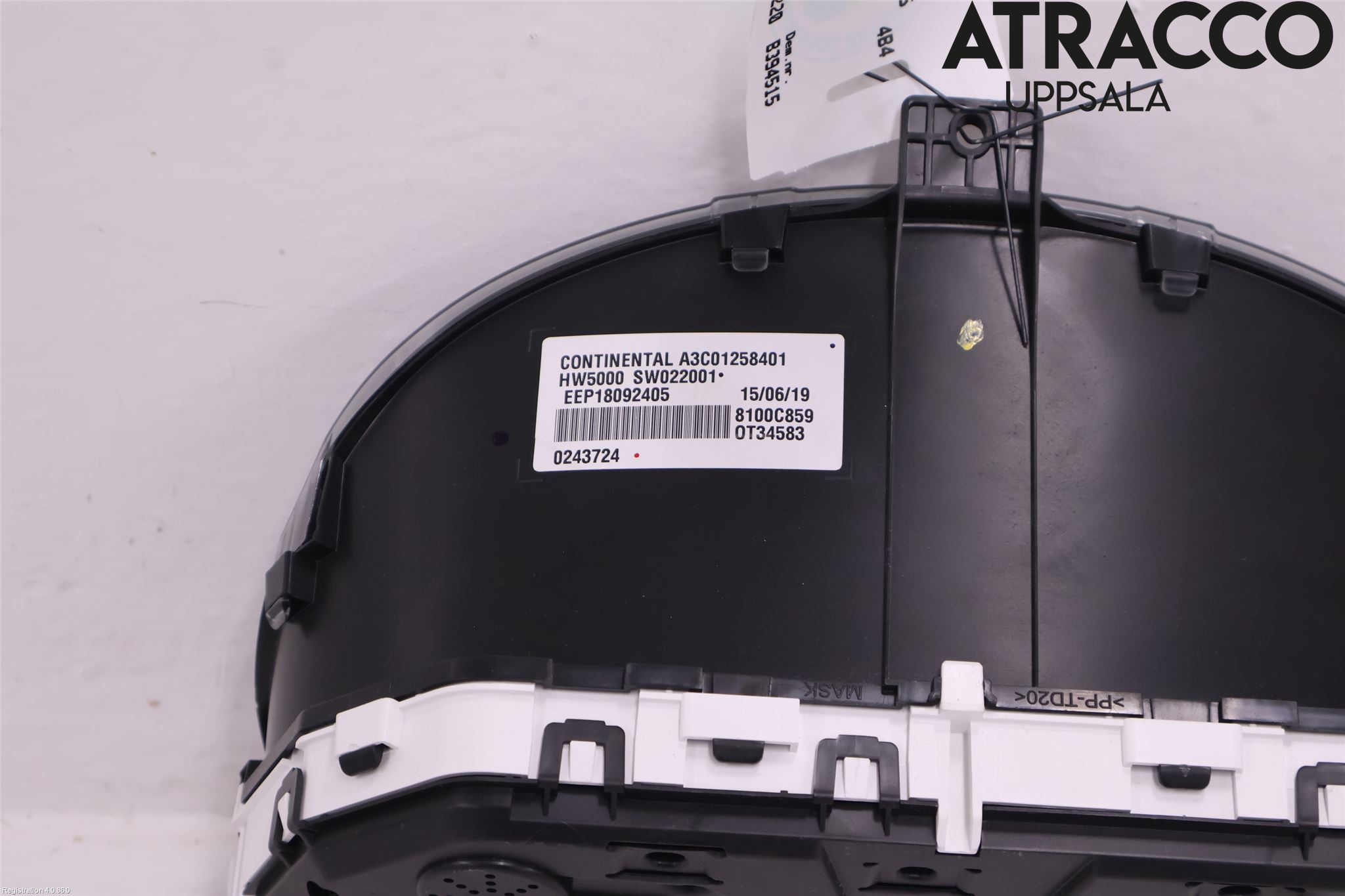 Mitsubishi ECLIPS CROSS Instrument Komb