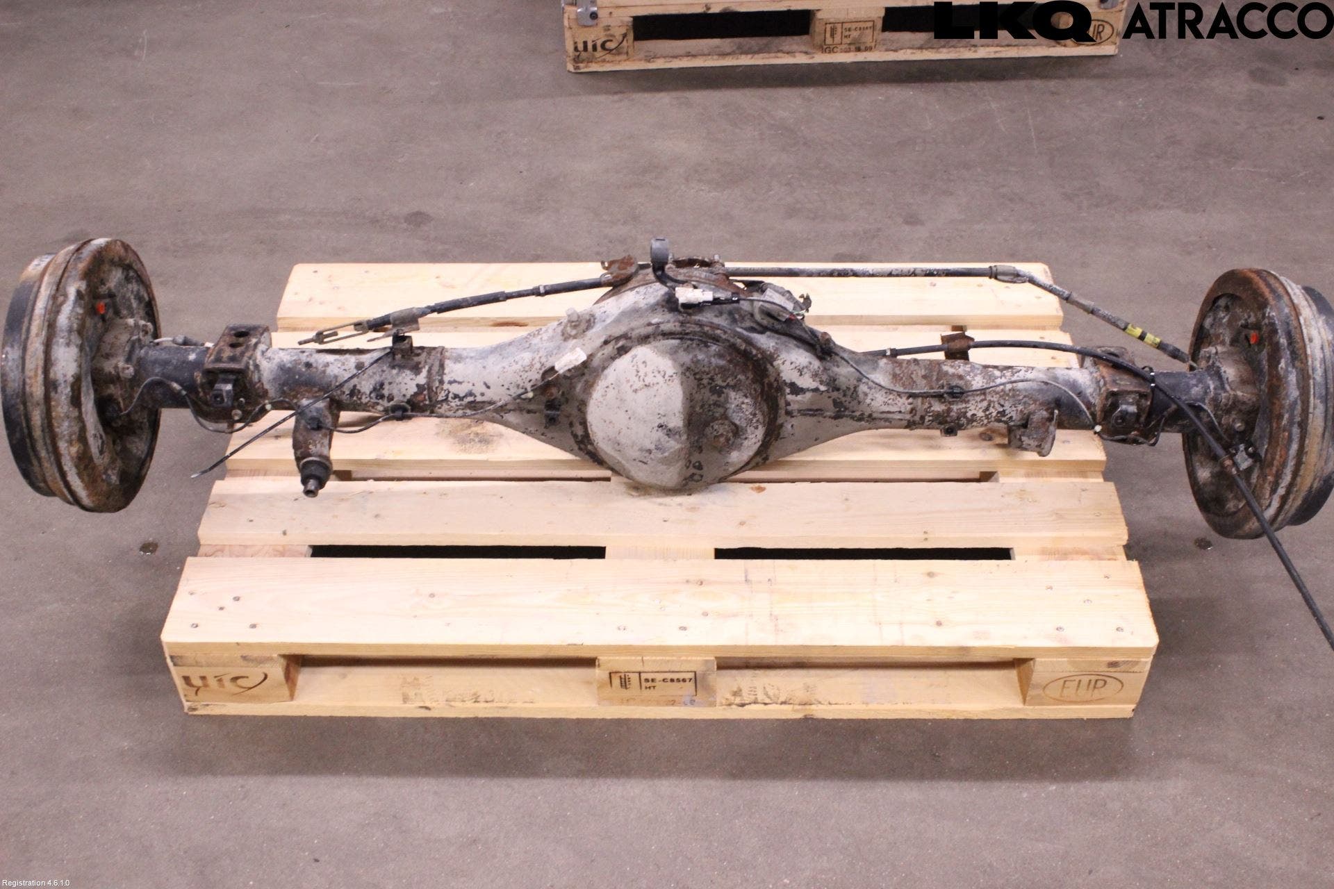 Toyota HILUX 16- Bakaxel