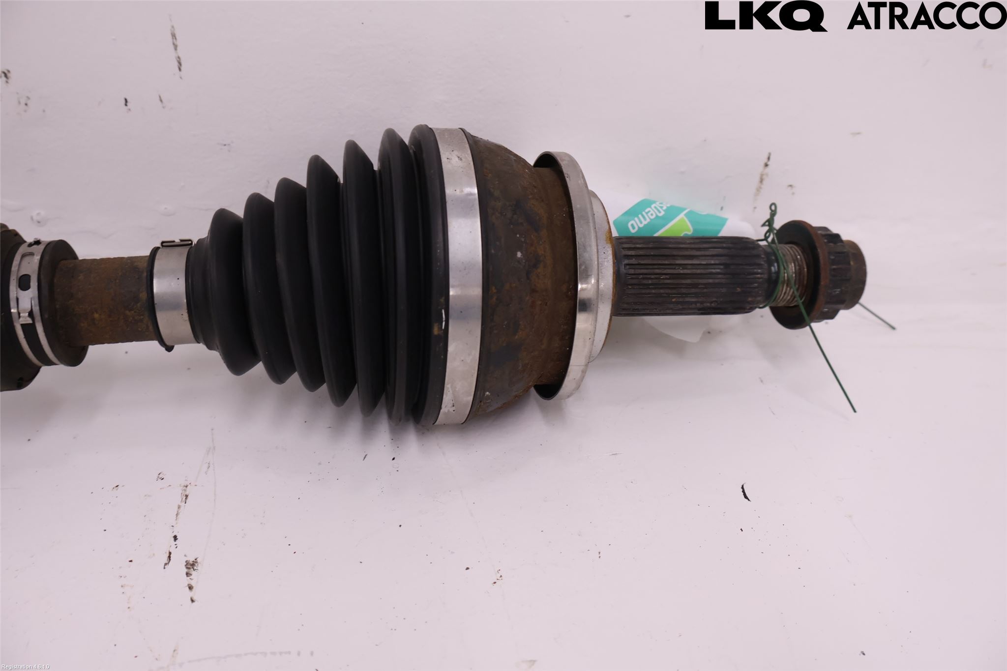 Toyota PRIUS (ZVW50) 16-21 Drivaxel Fram Vänster