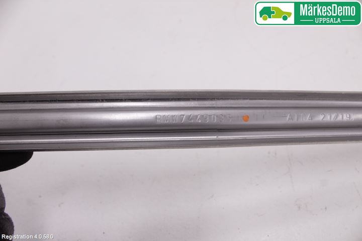 BMW 3 G20/G21/G80/G81 19- Bränsletanksband