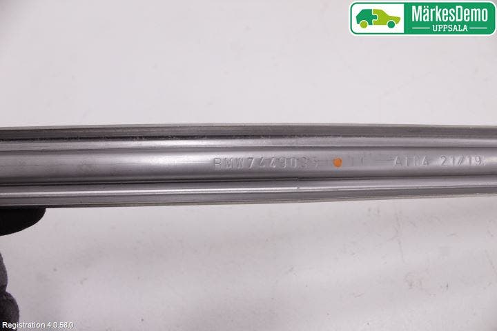 BMW 3 G20/G21/G80/G81 19- Bränsletanksband