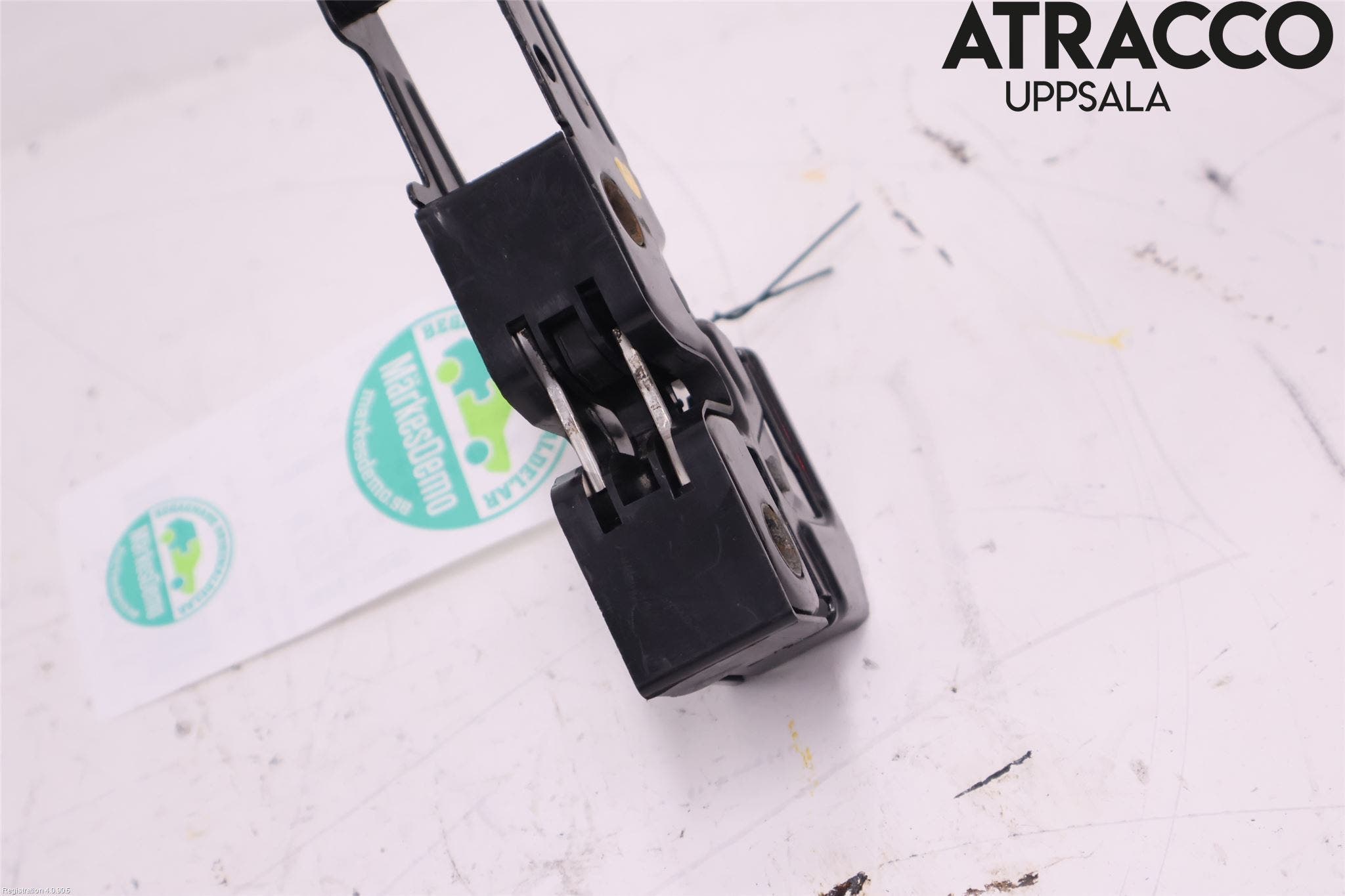 Audi A4/S4 05-07 Huvlås