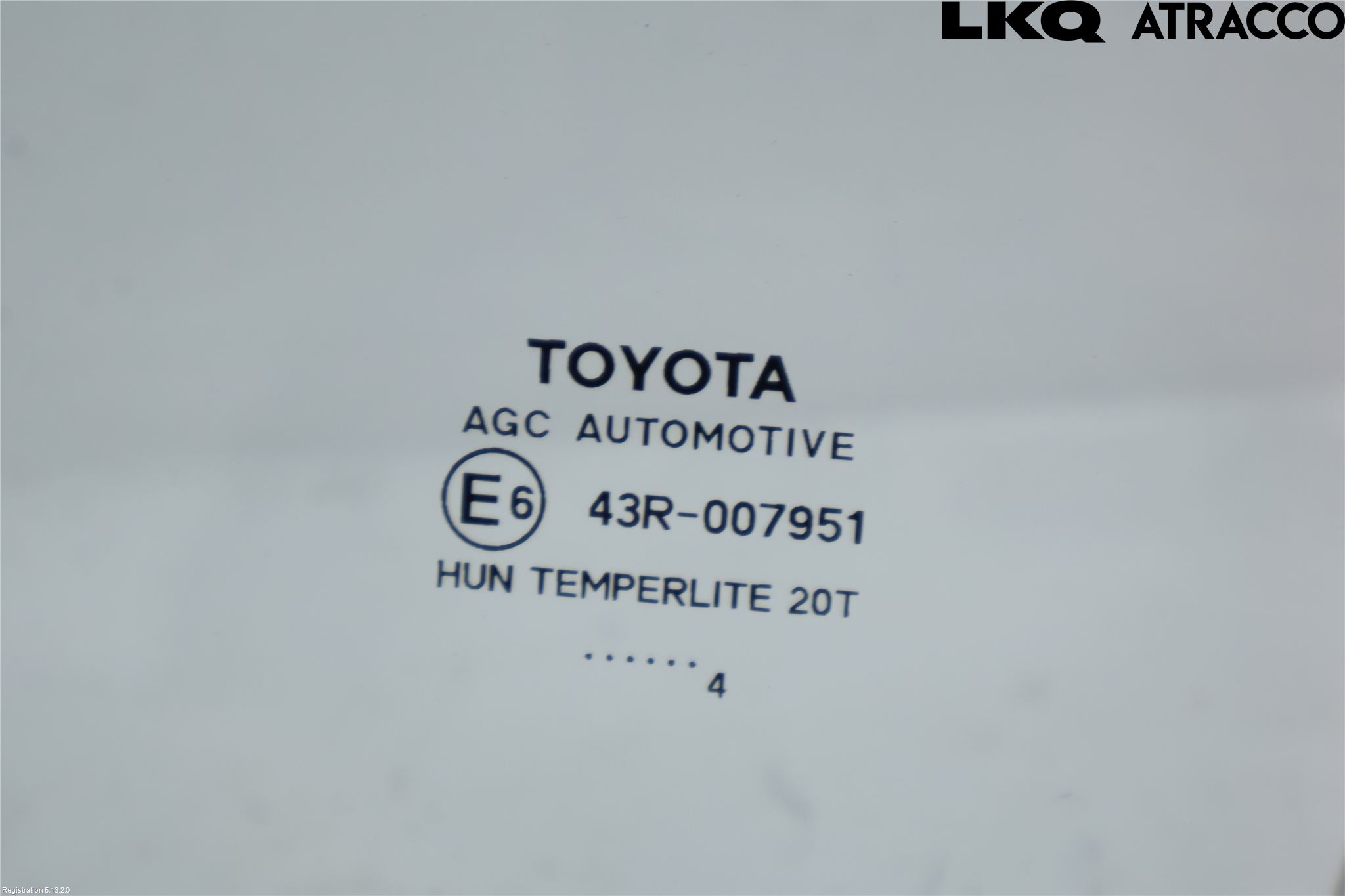 Toyota YARIS CROSS XP21 21- Dörruta Fram Vänster