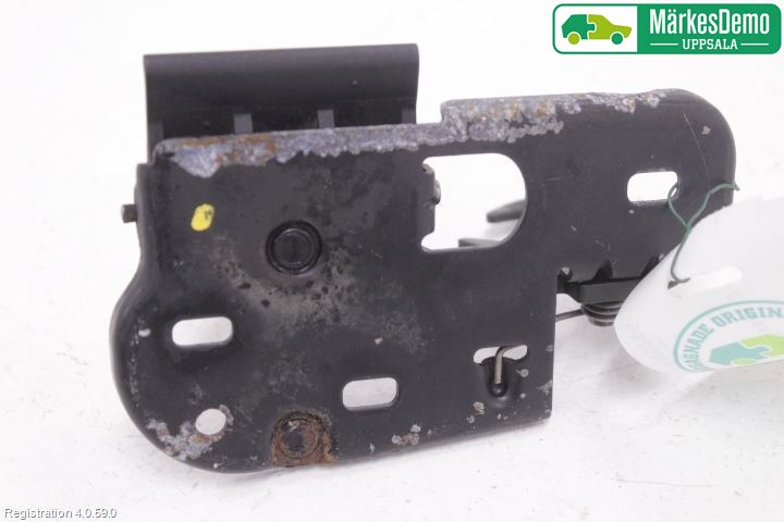 Volkswagen VW PASSAT 05-11 Huv Spärr