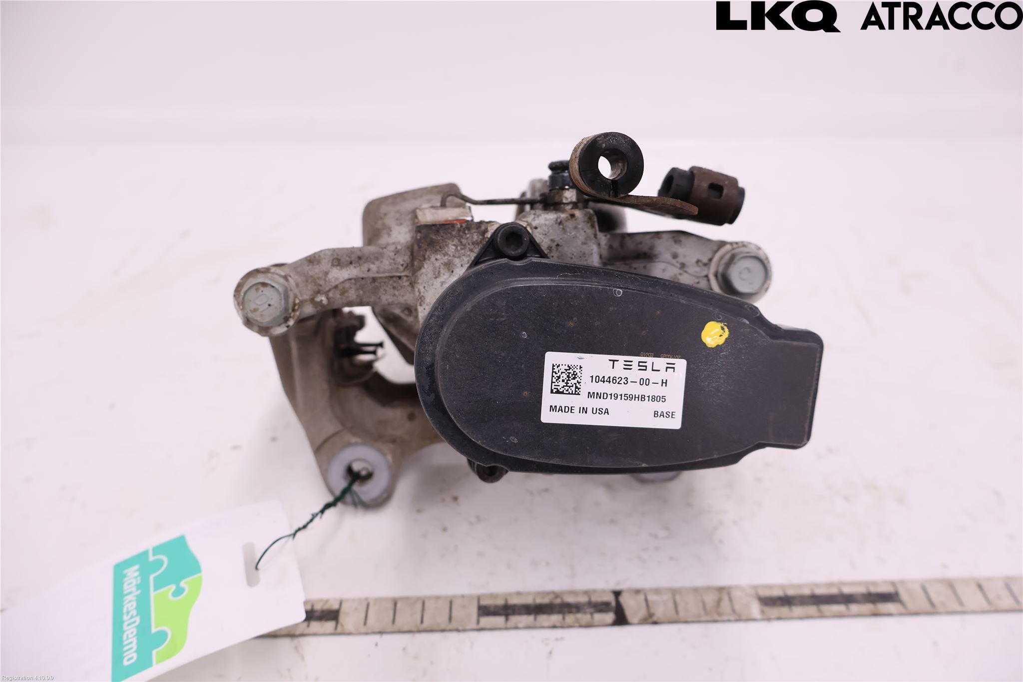 Tesla MODEL 3 17- Bromsok Bak Vänster
