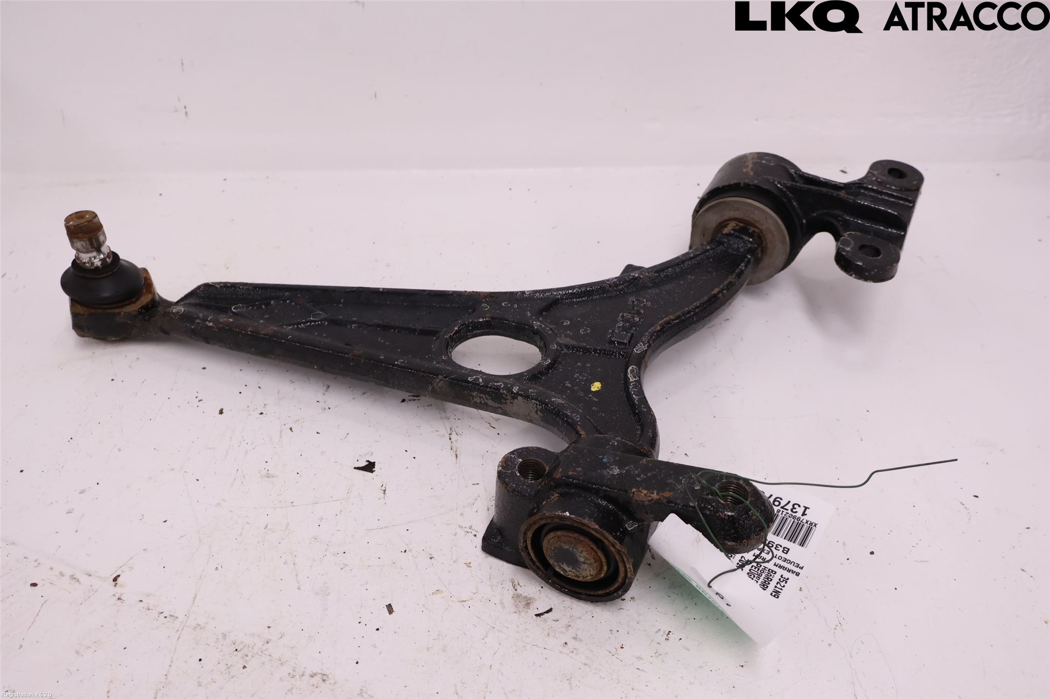 Peugeot EXPERT 07-14 Bärarm Fram Undre Hö