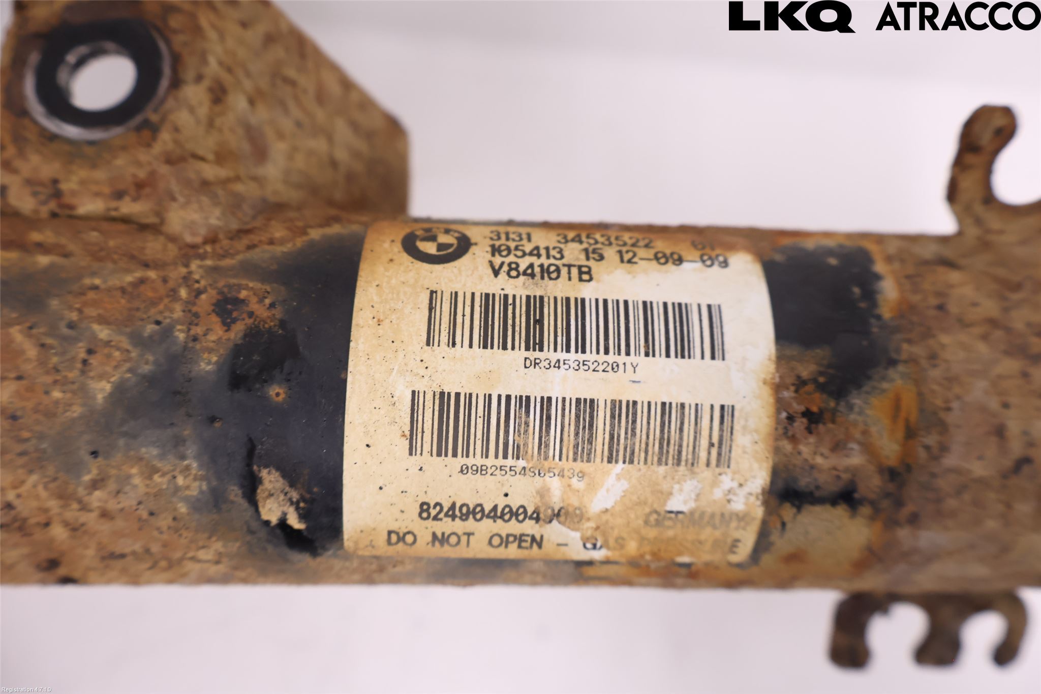 BMW X3 E83     03-10 Fjäderben Fram Höger