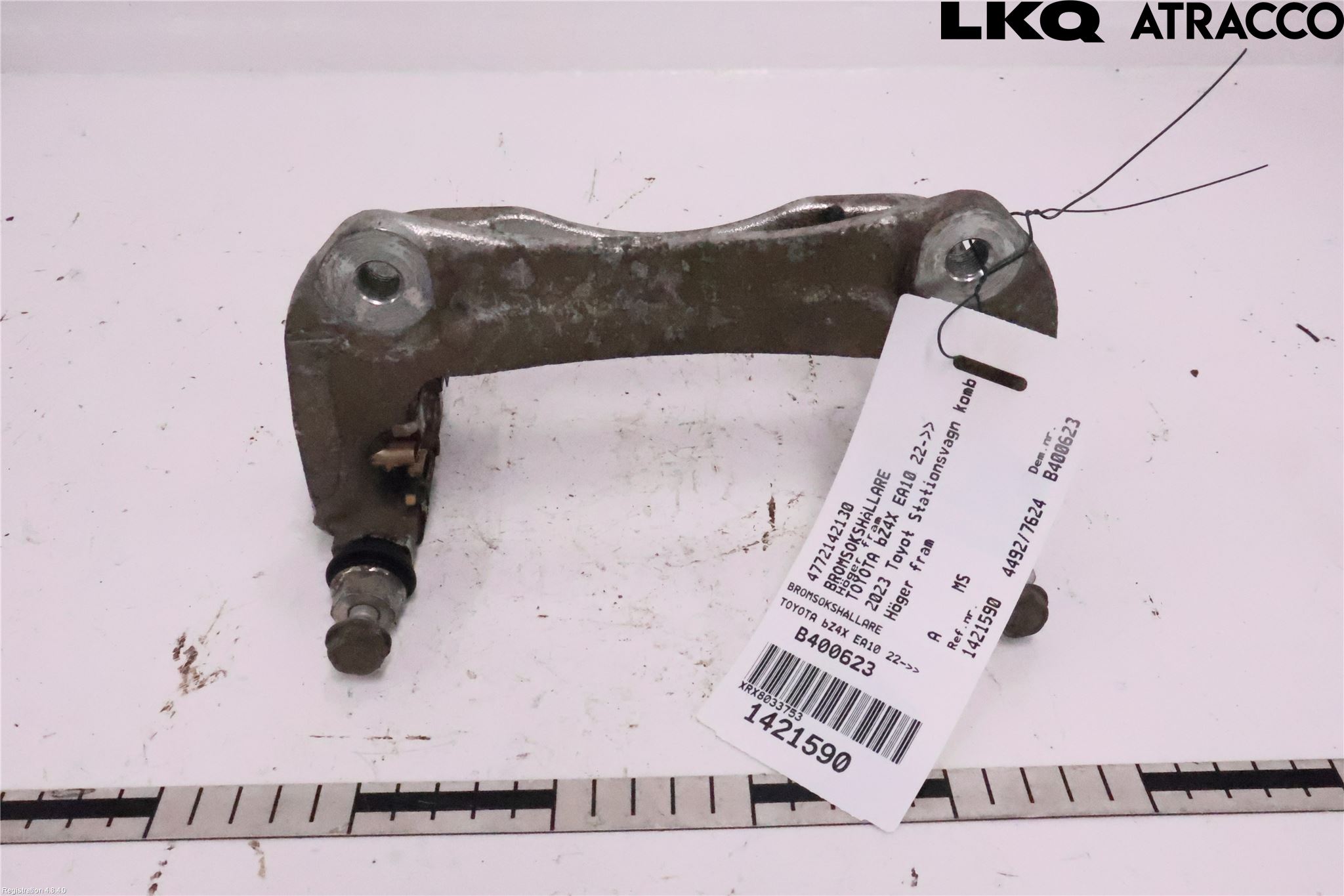 Toyota bZ4X EA10 22- Bromsokshållare