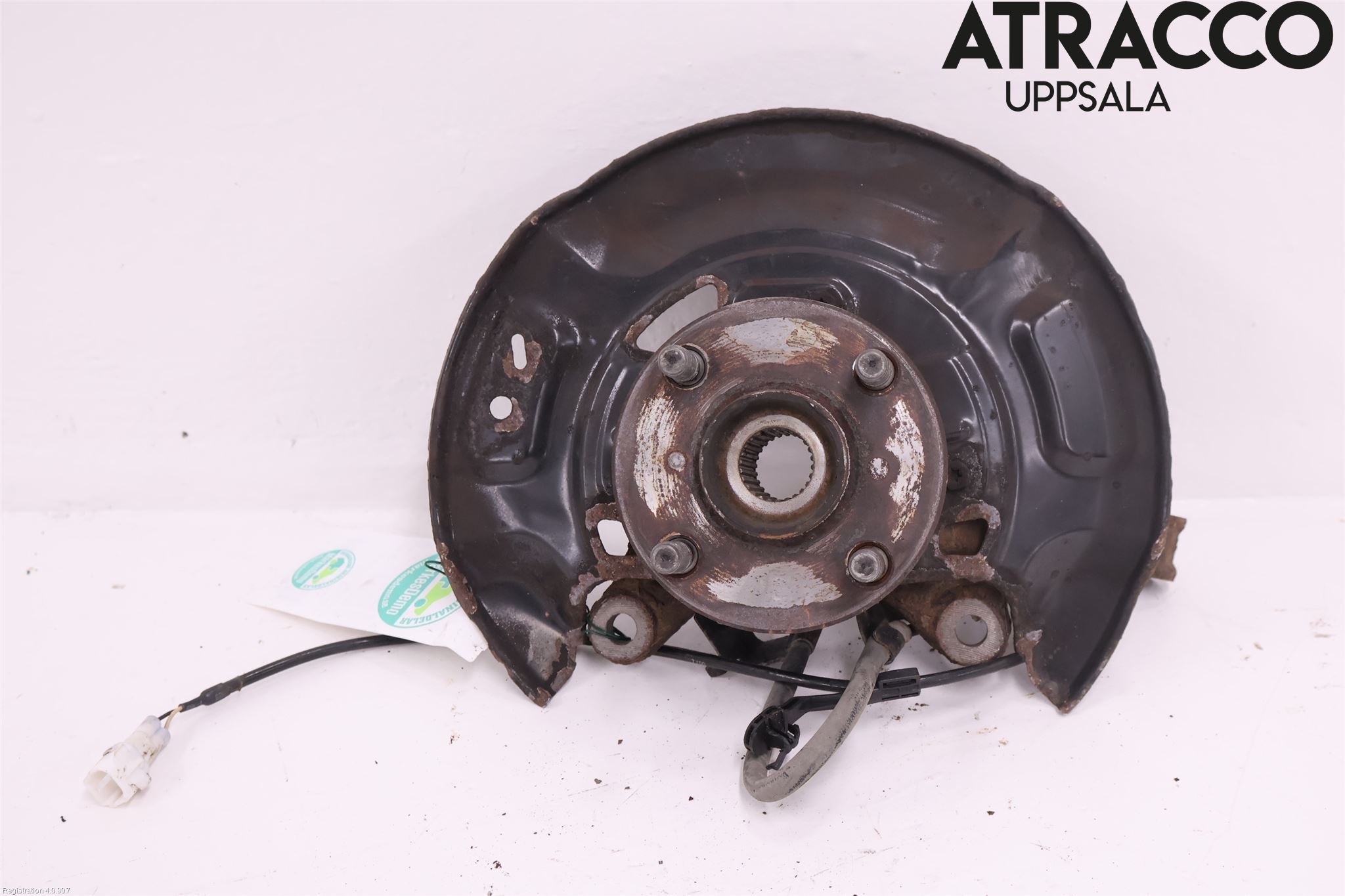 Toyota YARIS XP130 12-14 Styrspindel Lagerhus Hö