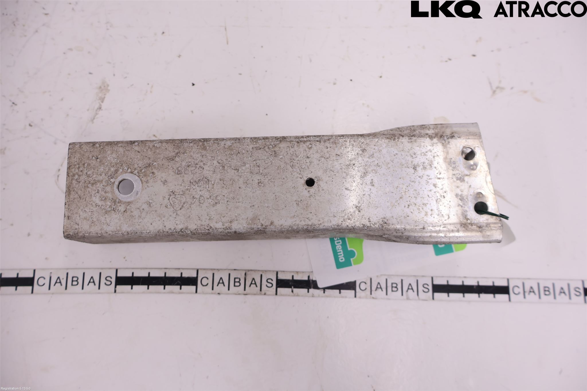 BMW i3 I01 13-22 Stötfångarbärjärn Fram