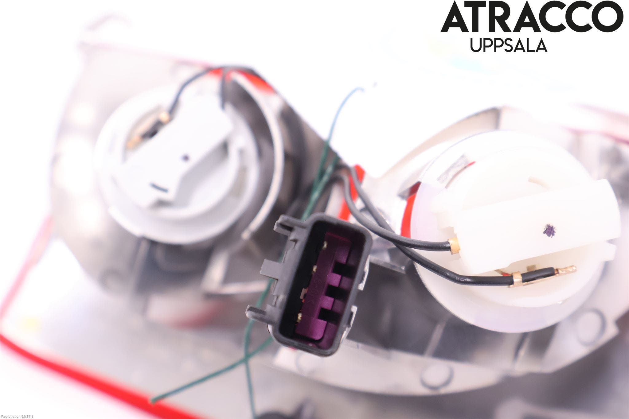 Opel INSIGNIA 09-16 Bakljus Lucka Vä