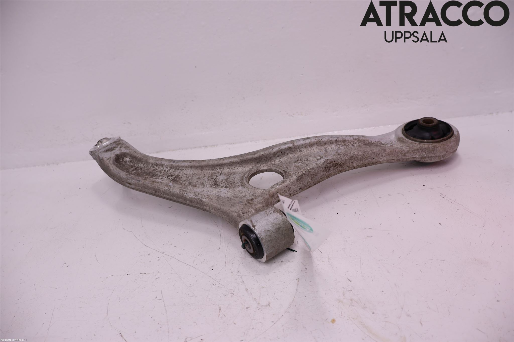 Hyundai i40 08-15 Bärarm Fram Undre Vä