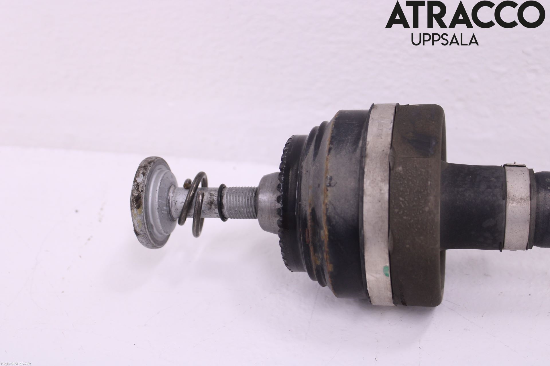 BMW 5 G30/G31/F90 17-23 Drivaxel Bak Höger