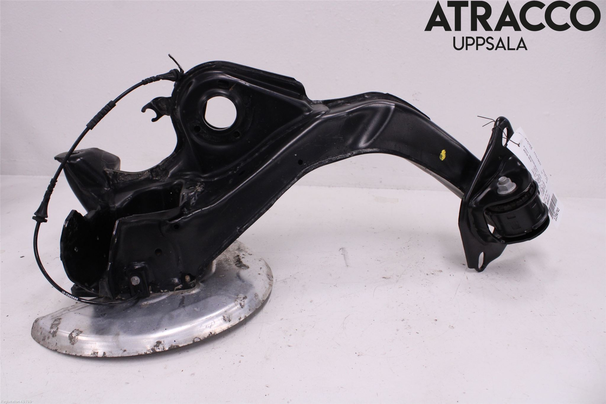 BMW 1 F40 19- Bärarm Bak Höger