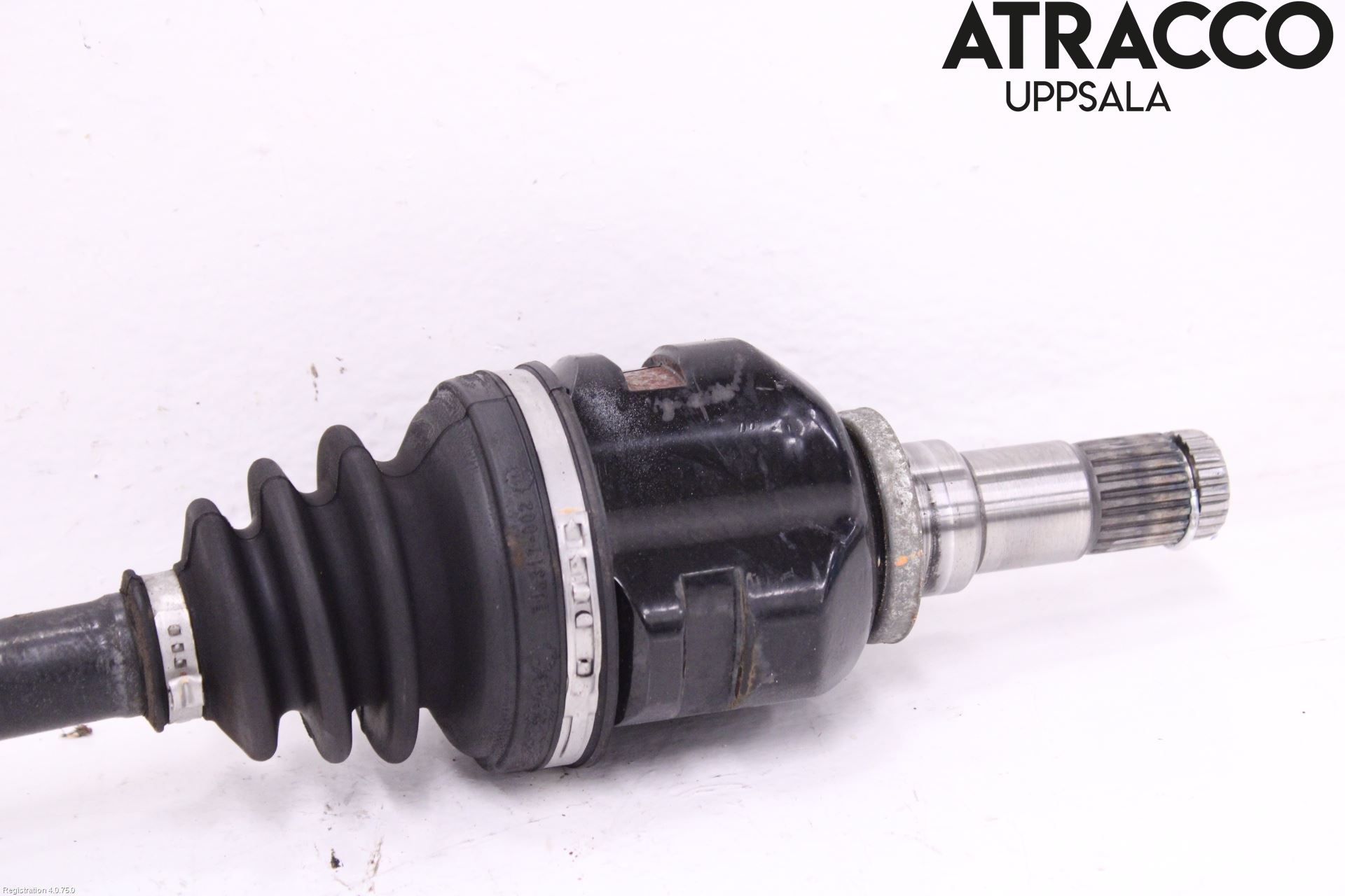 Toyota YARIS XP130 15-20 Drivaxel Fram Vänster