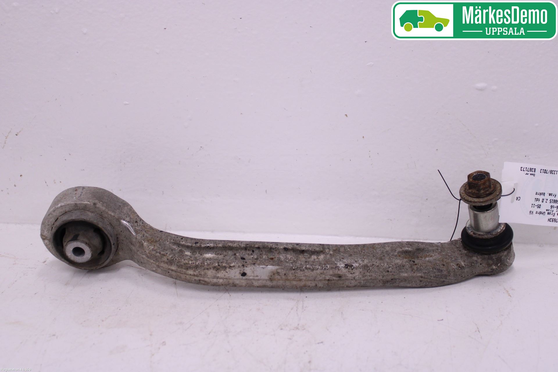 Audi A6/S6     05-11 Bärarm Fram Undre Vä