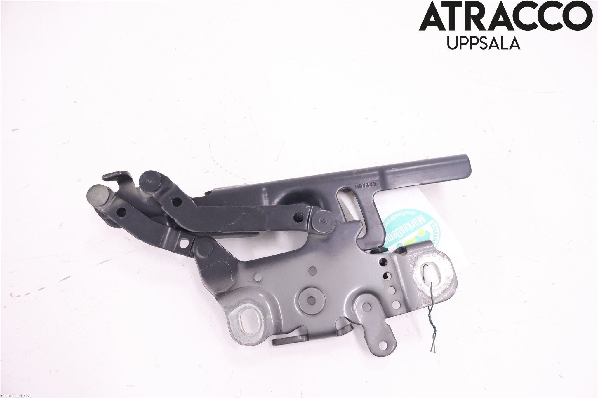 BMW 3 F30/F31/F80 12-19 Huvgångjärn